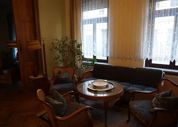 Zum Bauernhof Mit * Egeln